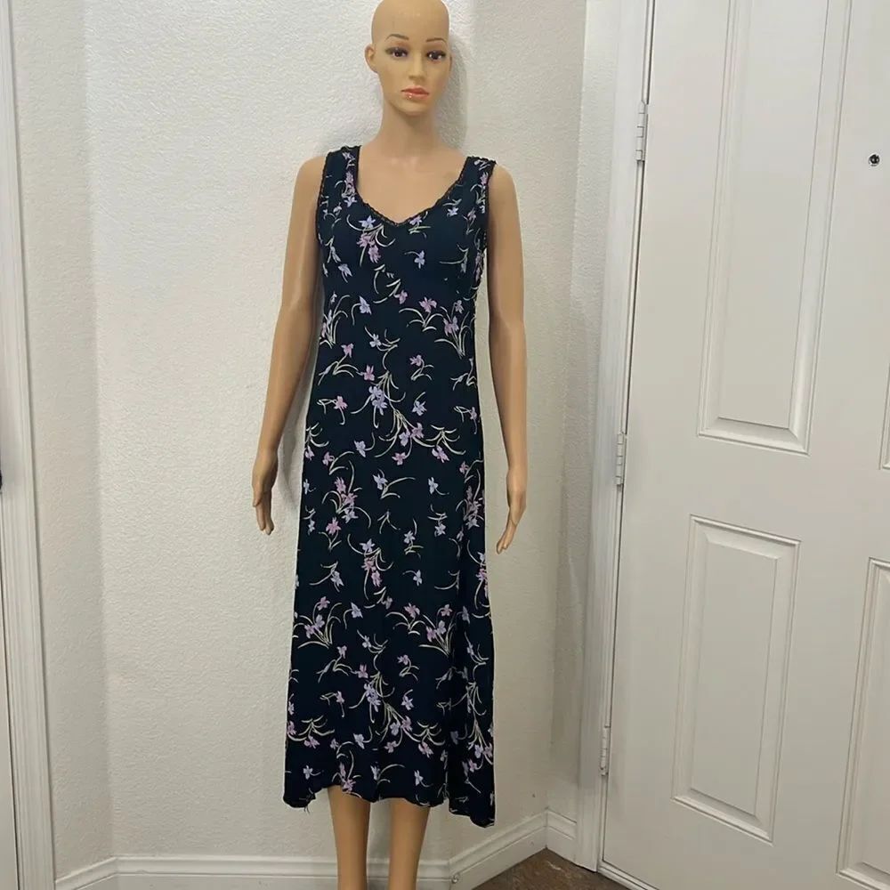 Floral Dress Sz Medium Made In India V Neck Sleeveless Midi 💯% Rayon Side Slit